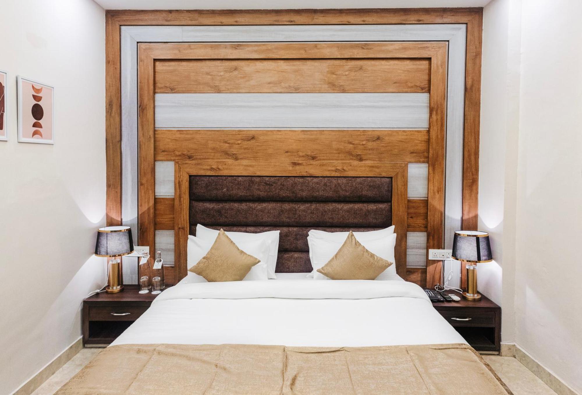 Stone Wood Hotel, Rishīkesh Extérieur photo