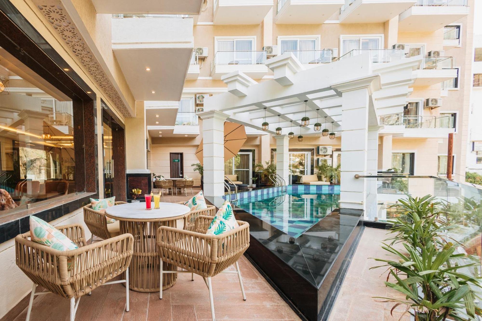 Stone Wood Hotel, Rishīkesh Extérieur photo